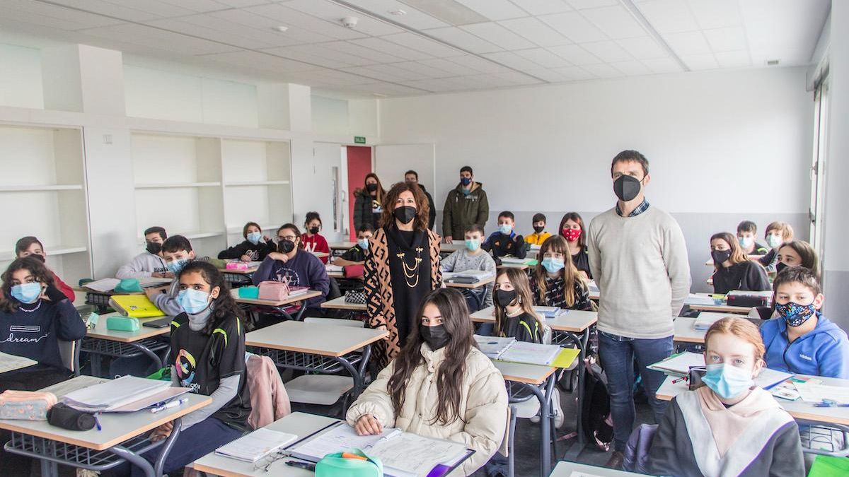 Un nuevo edificio para sustituir a los módulos prefabricados y un nuevo polideportivo en el colegio de Villamediana de Iregua