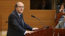 El portavoz del PSOE en la Asamblea de Madrid, Ángel Gabilondo, durante el debate en la Asamblea sobre el máster de Cifuentes.