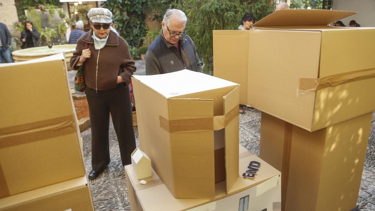Inauguración del festival Poemx en el Palacio de Viana