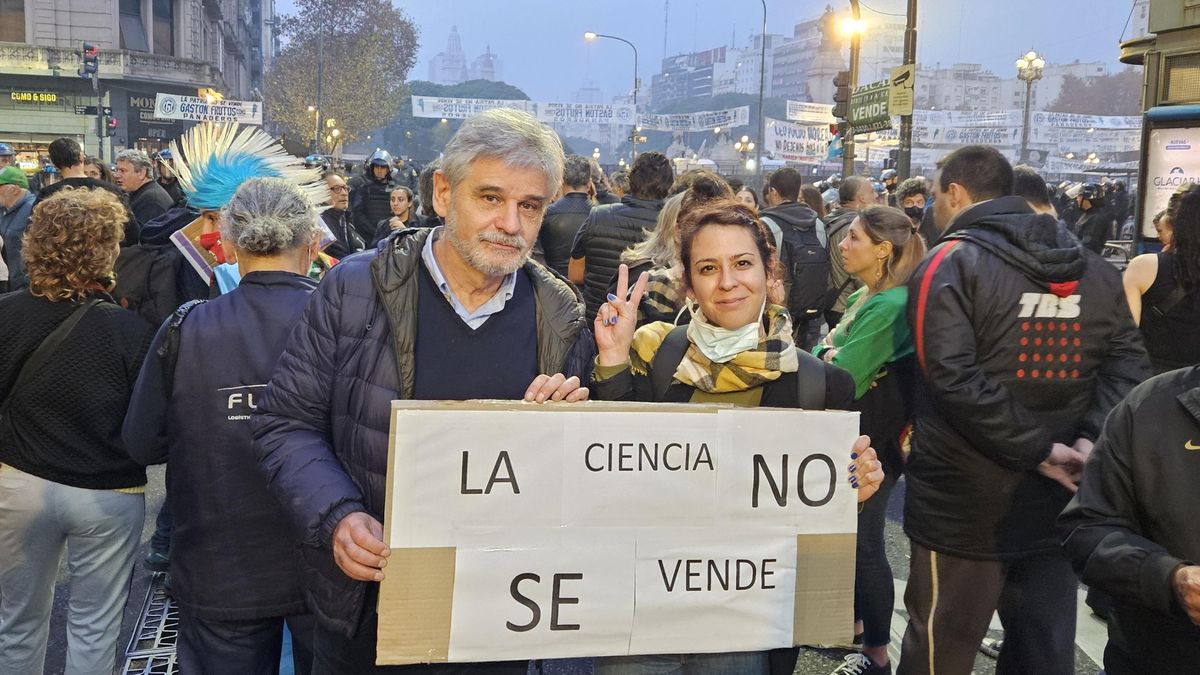 Daniel Filmus durante una de las marchas contra la Ley Bases