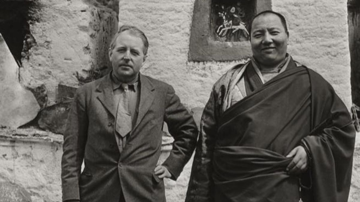 El lama-rey concentra poder y muestra una doble cara