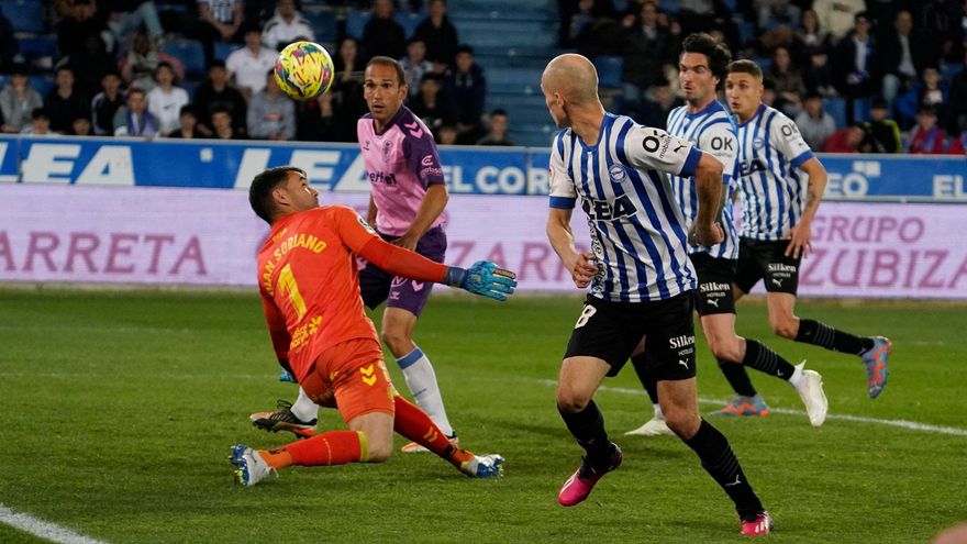 El Alavés devuelve al Tenerife a su realidad