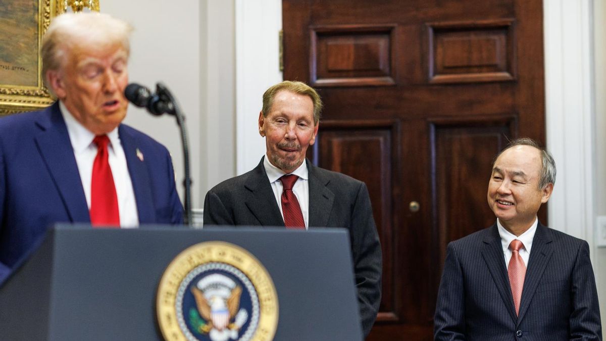 Trump compra un millón de dólares en bonos de Netflix y Warner Bros días después de decir que "participará" en la fusión