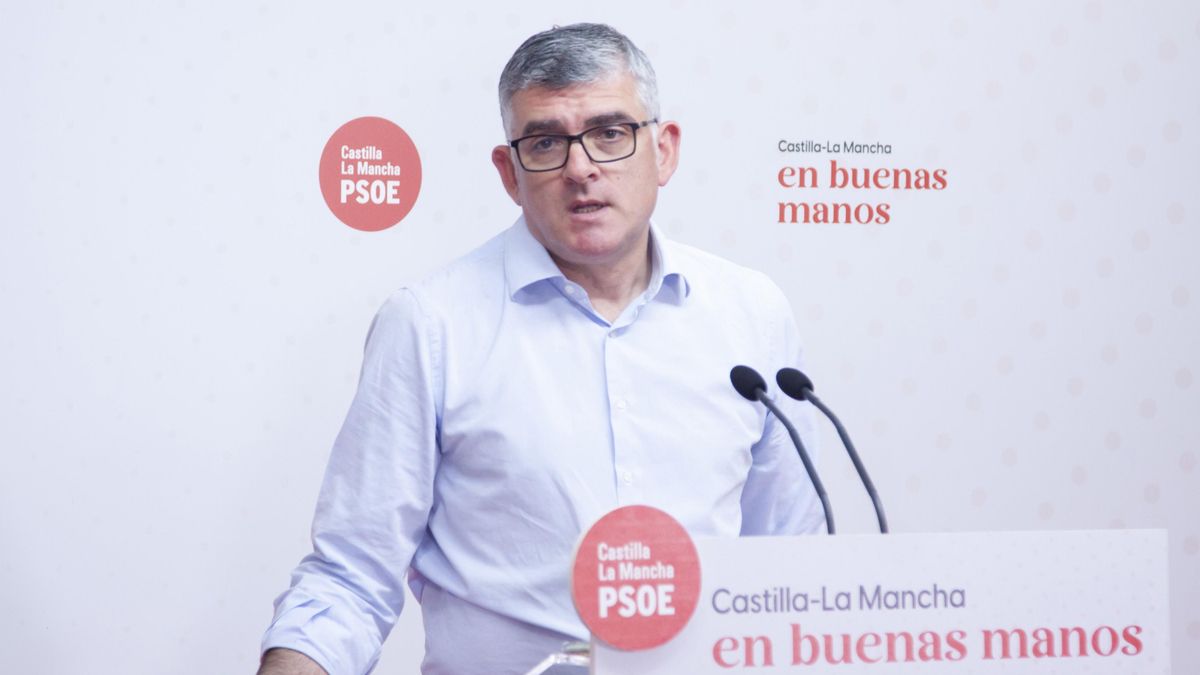 El presidente del Grupo Parlamentario Socialista en las Cortes de C-LM, Ángel Tomás Godoy