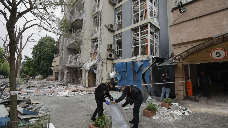 Al menos doce muertos y 60 heridos en ataques aéreos rusos sobre Ucrania