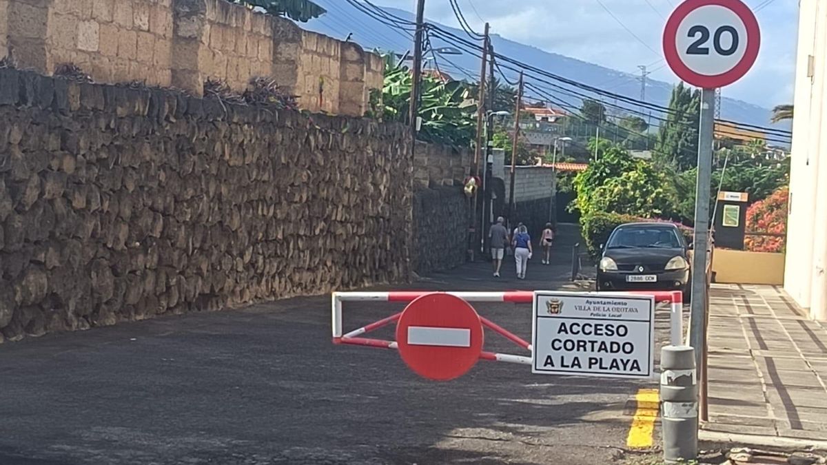 La Orotava cierra al tráfico la vía de la playa de El Bollullo y aumentará la presencia policial para evitar atascos