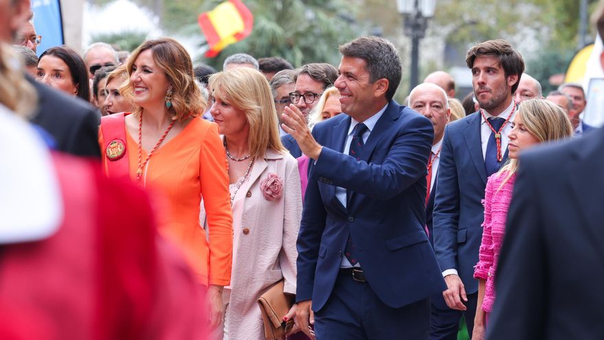 El Gobierno valenciano baraja llevar los premios del 9 d'Octubre al Palau de les Arts, que aleja a Mazón de las protestas