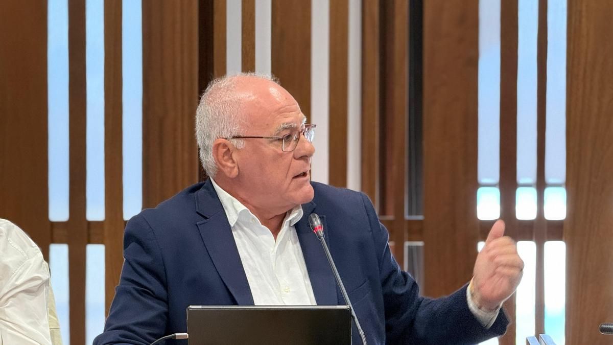 Cabrera afirma que “las lluvias han evitado un verano complicado que la gestión del agua no ha sido capaz de resolver”