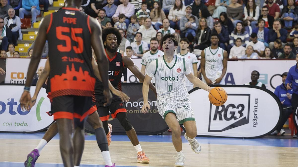 Partido entre el Coto Córdoba CB - Logrobasket