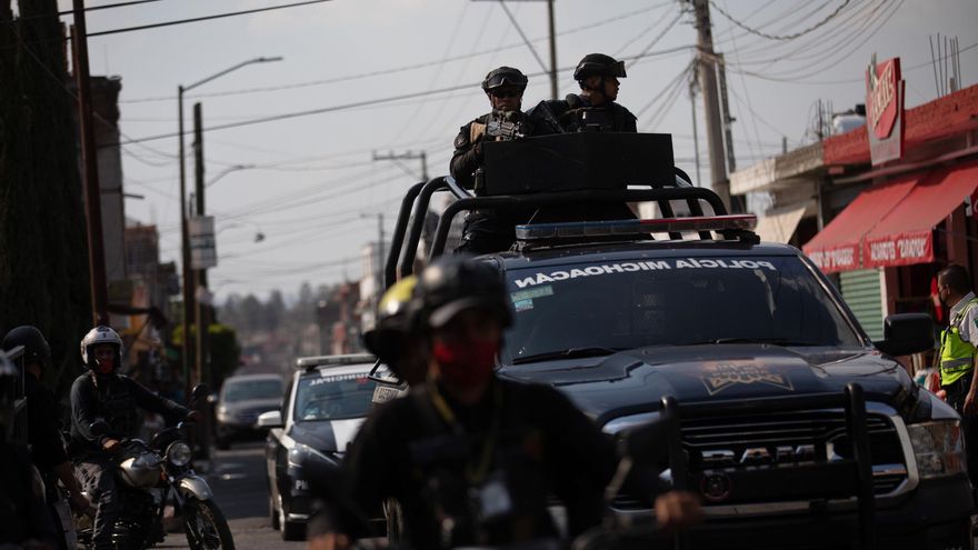 Narcotraficantes protagonizan ataques y bloqueos carreteros en oeste mexicano