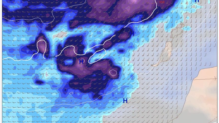 Meteorólogos vigilan la llegada a Canarias de un "mítico temporal del suroeste" con lluvias muy fuertes en casi todas las islas