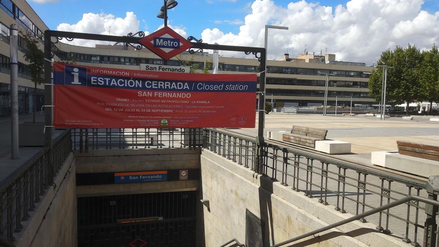 Estación de San Fernando, de la línea 7, cerrada por obras.