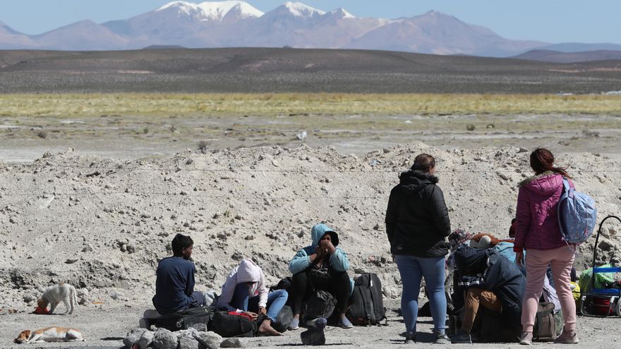 Cae un 54,5 % en un año la llegada de migrantes sin papeles al norte de Chile