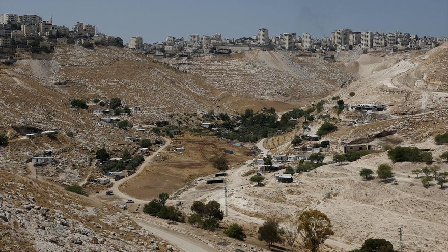 Esta foto, tomada el 19 de agosto de 2026, muestra una vista de la zona E1 en Cisjordania, cerca de Jerusalén. El martes, Israel avanzó en sus planes para el controvertido proyecto de asentamientos de E1 en Cisjordania, al publicar una licitación para 1.234 viviendas. Europa Press / Contacto / Jamal Awad - Only For Use In Spain
