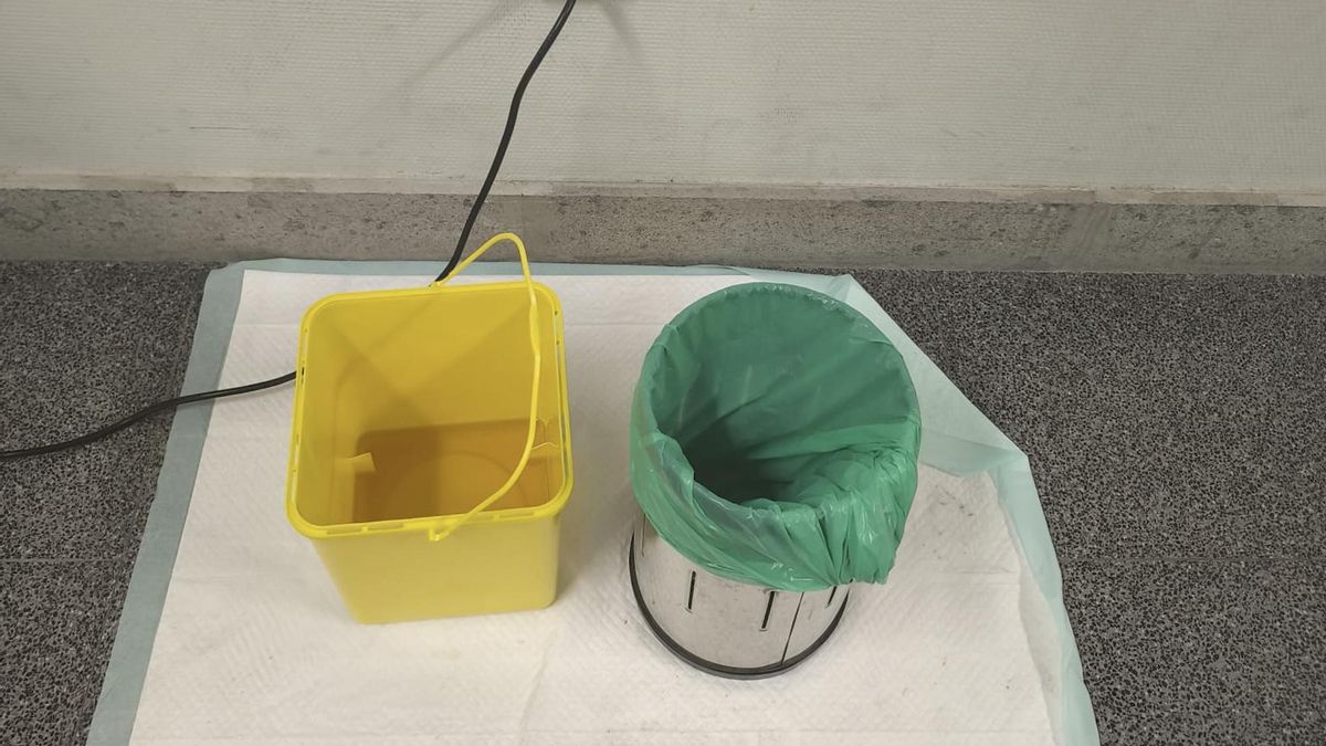 Asaca denuncia la ausencia de zona de vertidos en la nueva sala habilitada en las urgencias del Negrín. (CEDIDA)