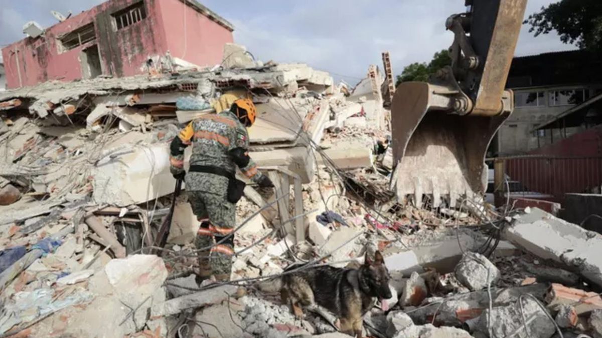 Asciende a 1.430 el número de muertos por el doble terremoto y continúa la búsqueda de sobrevivientes
