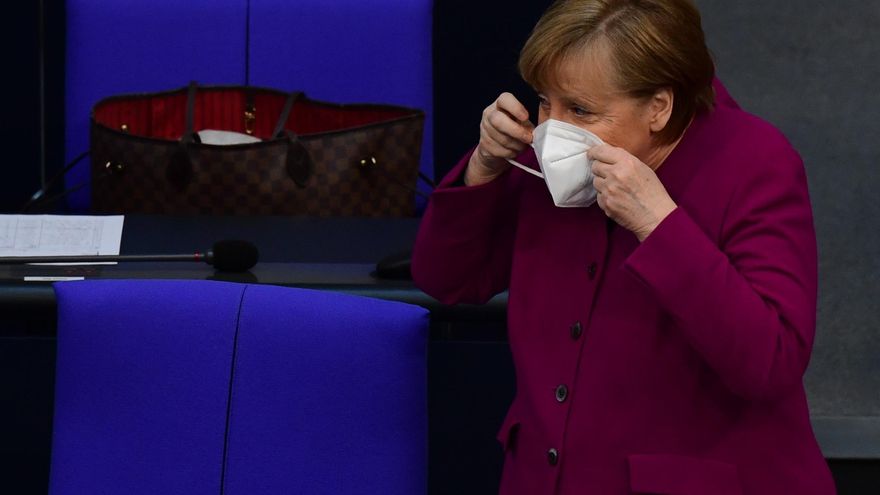 La canciller alemana, Angela Merkel, en el Bundestag este jueves.EFE/EPA/CLEMENS BILAN