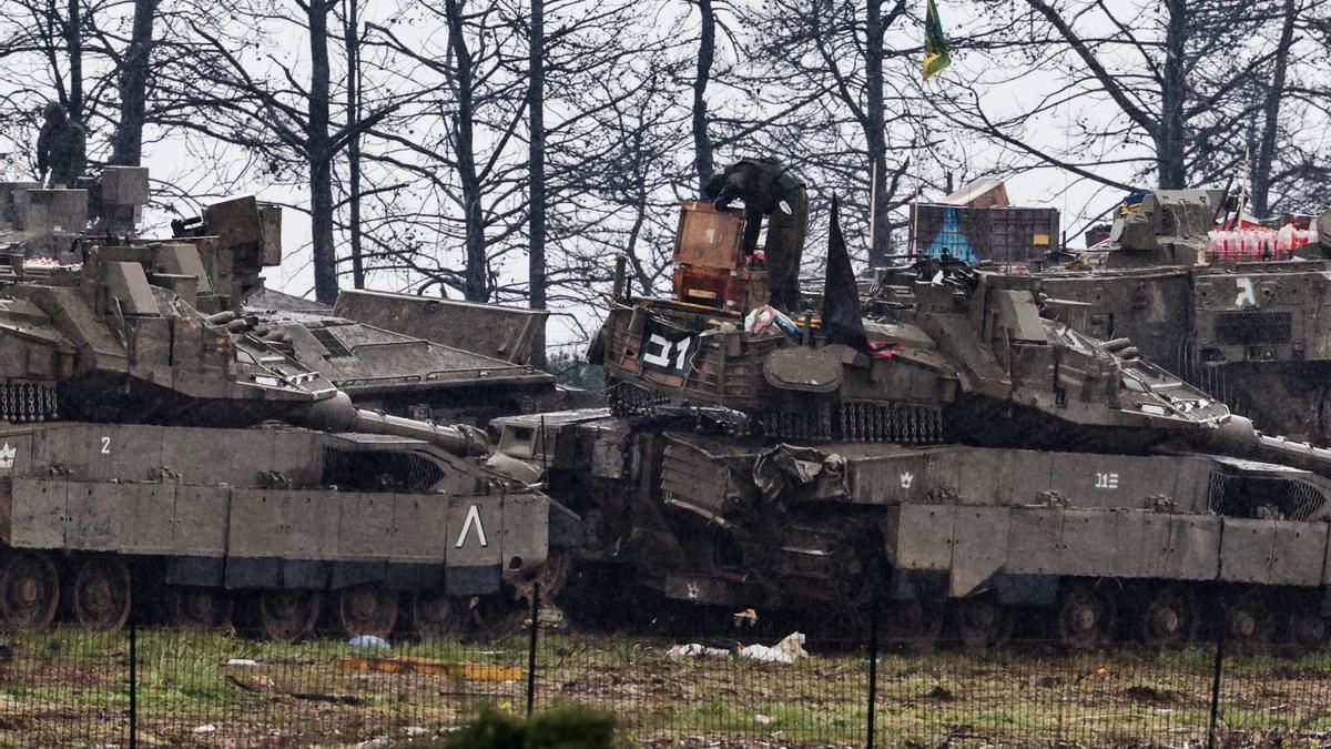 Aumenta la presencia de tanques israelíes en la frontera con Líbano