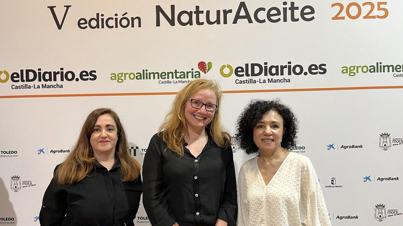 Carmen Bachiller, directora de elDiario.es en Castilla-La Mancha; María Victoria Jiménez Quevedo,  presidenta de la Asociación de catadores de AOVE de Castilla-La Mancha; Pilar Virtudes, directora de la sección Agroalimentaria de elDiarioclm.es