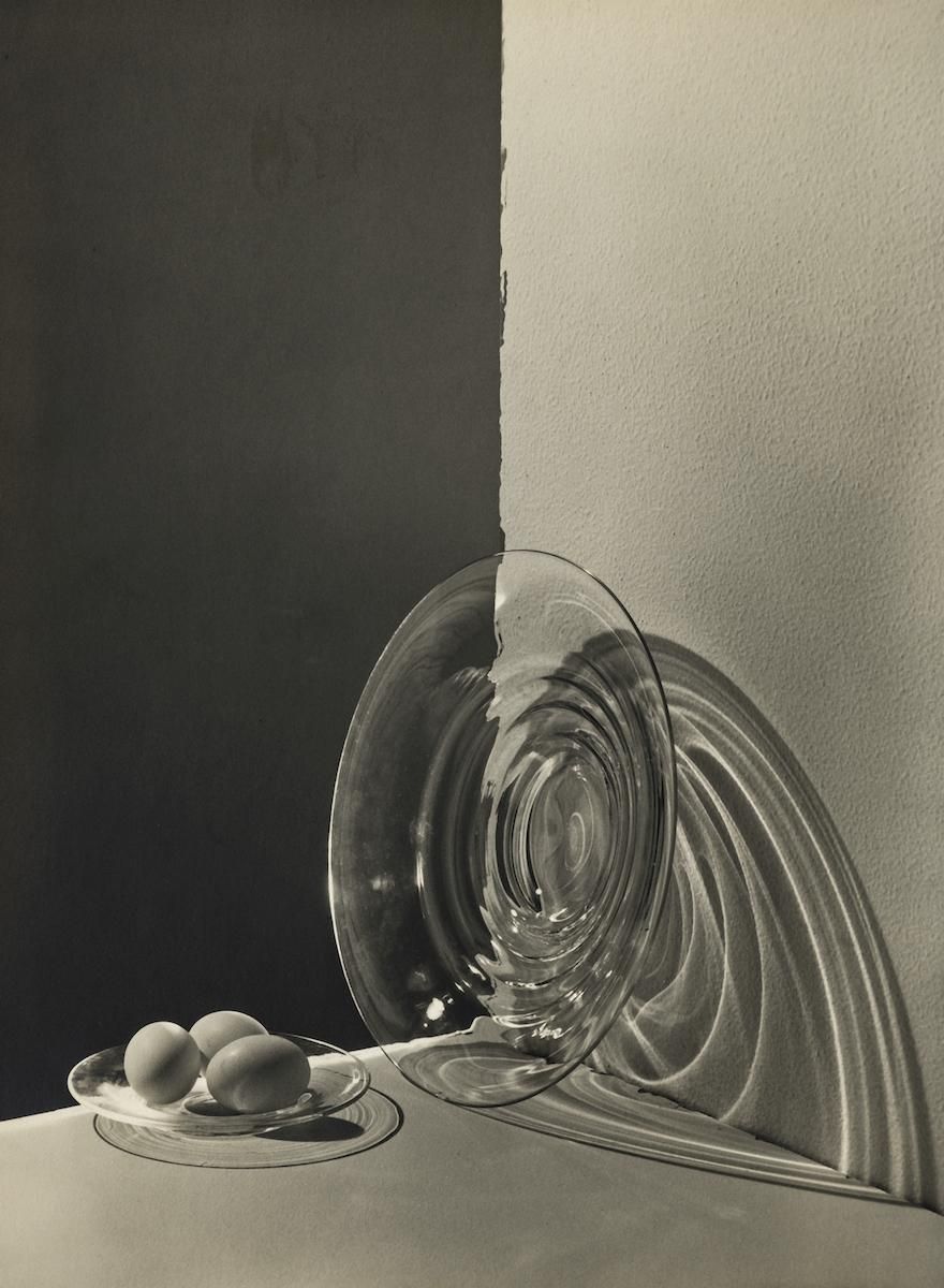 Tres huevos. 1951-1956