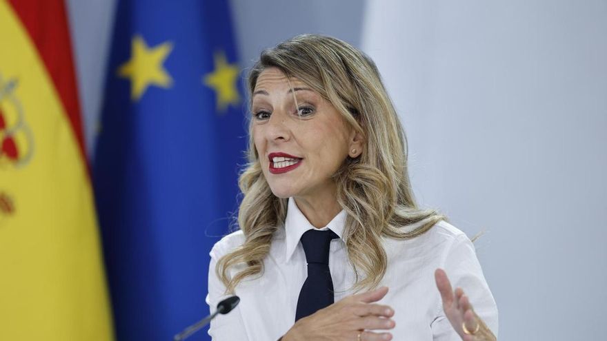 Qué es el Estatuto del Becario: los nuevos derechos y límites a los abusos que pretende aprobar el Gobierno