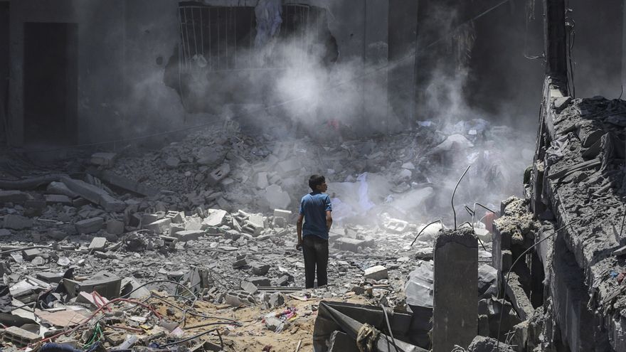 Israel destruye un edificio de gran altura en ciudad de Gaza