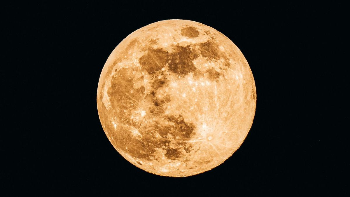 Qué es la Luna de Fresa de 2026 y por qué es la luna llena más esperada de junio