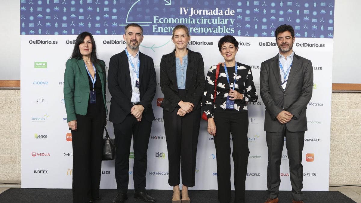 Mar Eiroa, CFO de elDiario.es; Ignacio Escolar, director de elDiario.es; Sara Aagesen, vicepresidenta tercera y ministra para la Transición Ecológica y el Reto Demográfico;  Rosalía Lloret, CEO de elDiario.es