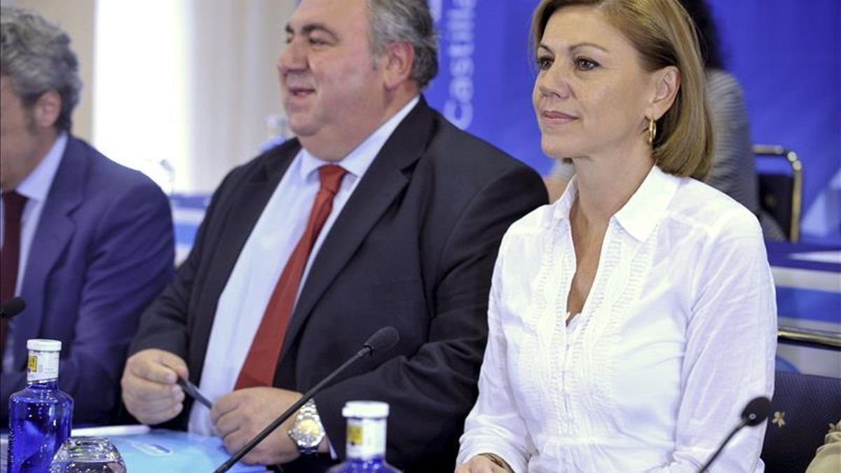 El presidente del parlamento castellanomanchego junto a María Dolores de Cospedal