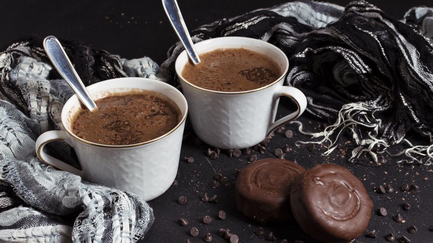 Cómo hacer el chocolate caliente a la taza perfecto: tres recetas fáciles para desayunar o merendar en días fríos