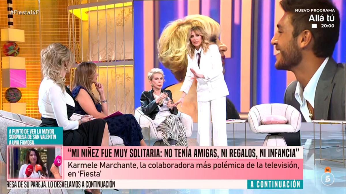 Tensión en 'Fiesta' durante la entrevista a Karmele Marchante