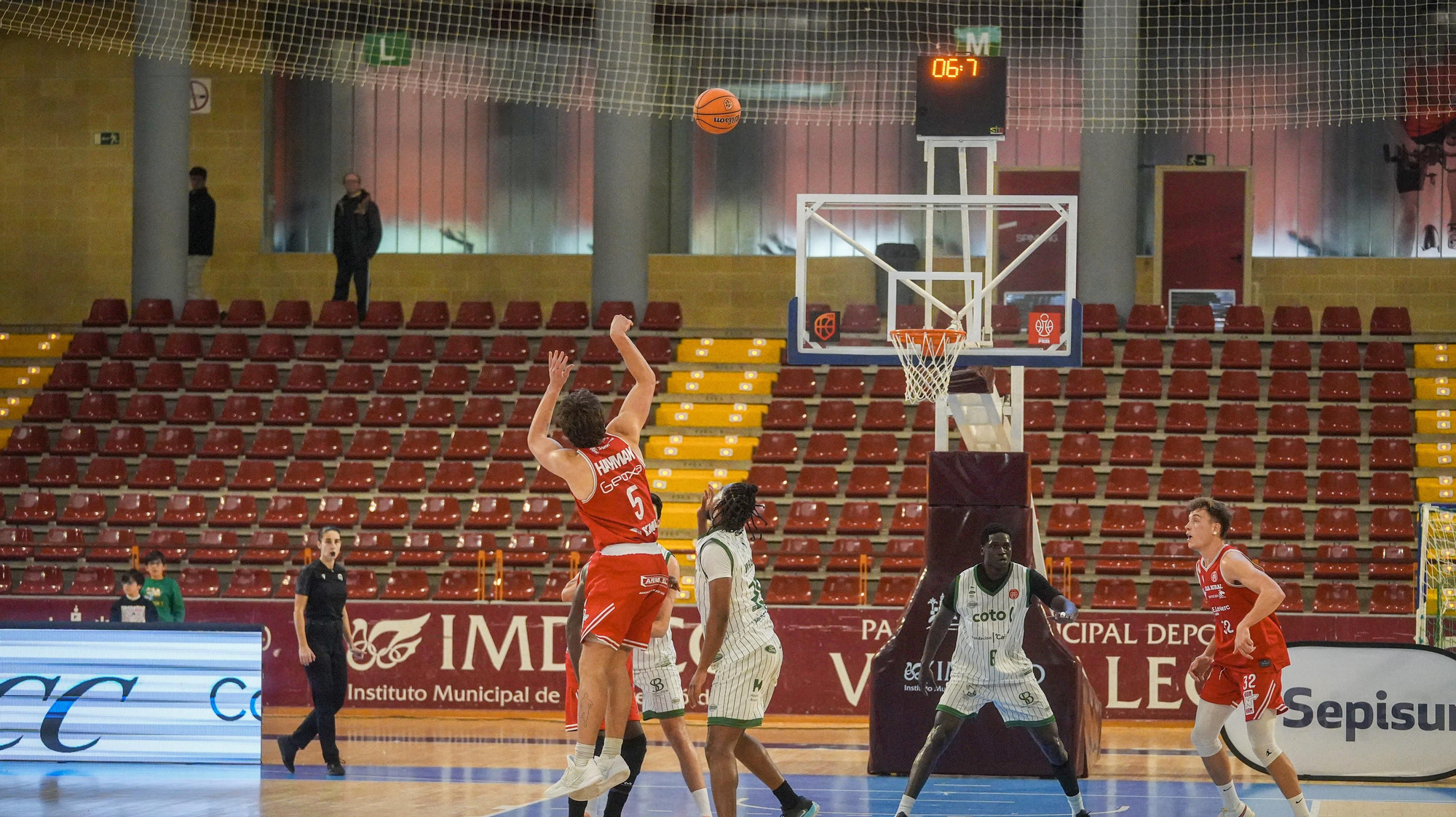 Coto Córdoba CB - Cultural y Deportiva Leonesa.