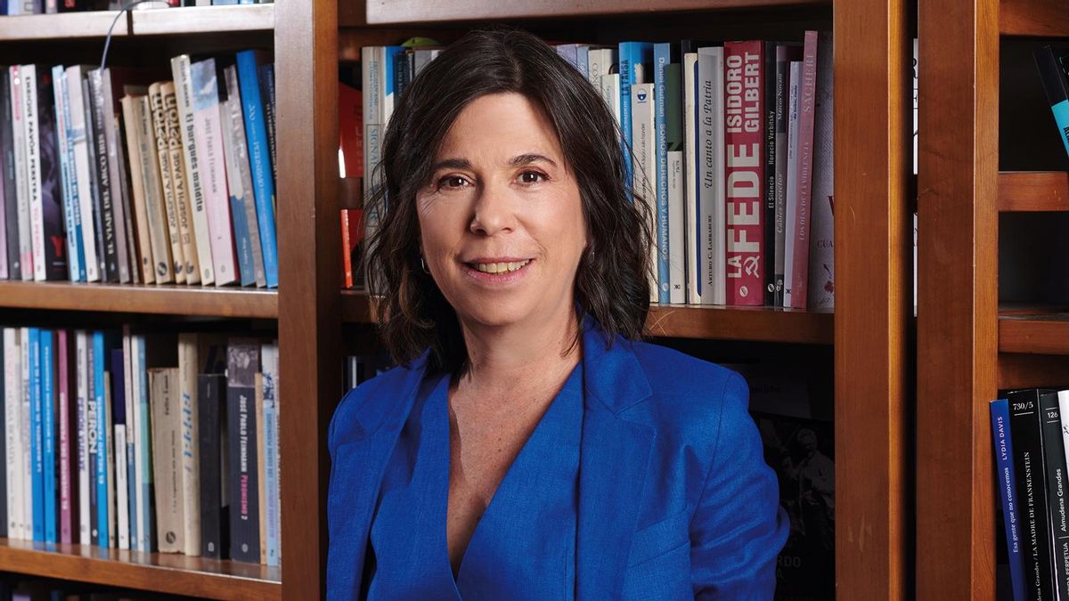 María O'Donnell, la periodista que indaga en los conflictivos años 70 en Argentina: "Milei justifica lo que hizo la dictadura de Videla"