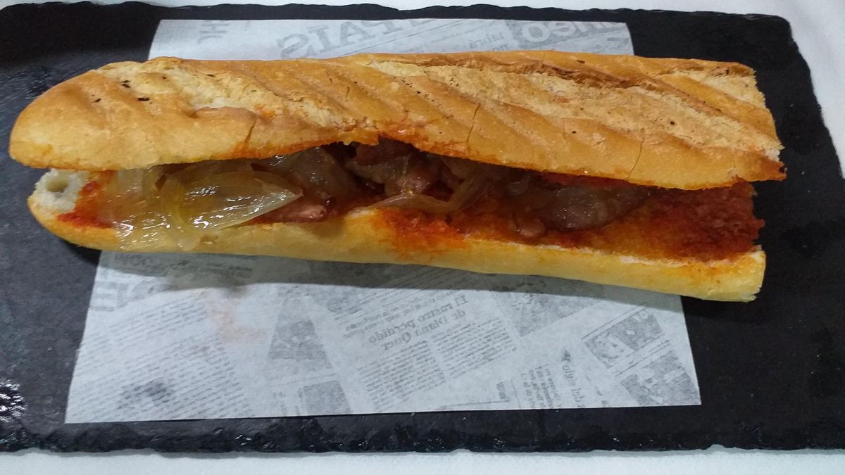 Almussafes, el tradicional bocadillo valenciano y todos los secretos para prepararlo