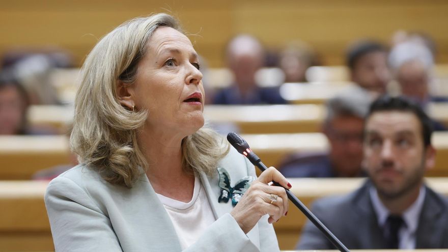 La vicepresidenta y ministra de Economía, Nadia Calviño.
