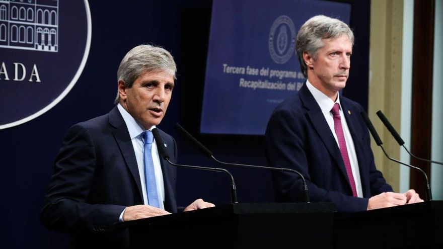 Se libera el cepo cambiario para personas y el dólar oficial podrá flotar de los $1.097 actuales hasta $1.400