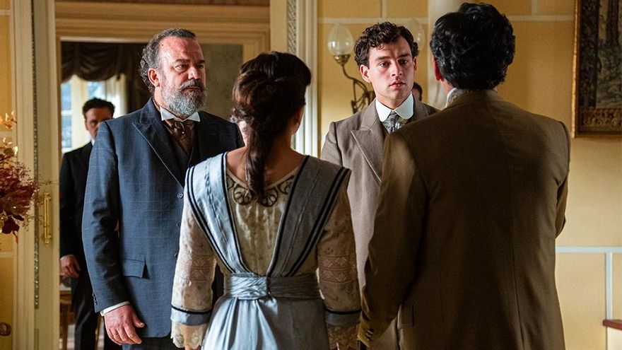 'La Promesa', una serie diaria 'interruptus' que desconcierta a sus fans este verano en La 1 de TVE