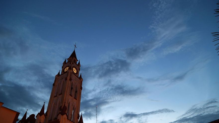 Periodista peruano es asesinado por presuntos sicarios en la capital de la Amazonía