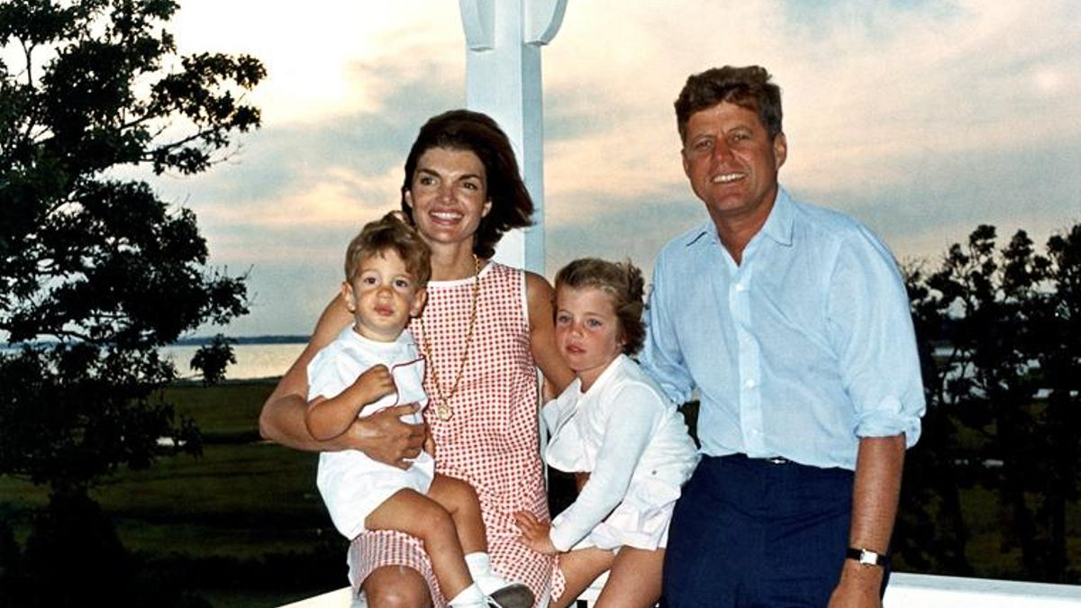 Fue versionada por Elvis y Sinatra, pero casi nadie conoce su historia: la canción se inspiró en la hija de Kennedy