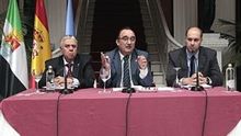 Valentín Cortés presenta las cuentas de la Diputación de 2015 / Diputación Badajoz