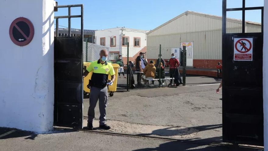 El Estado mantiene la oferta de 400 plazas en Madrid para menores refugiados acogidos en Canarias