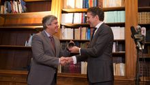 Mário Centeno recibe la presidencia del Eurogrupo de Jeroem Dijsselbloem, en enero de 2018.