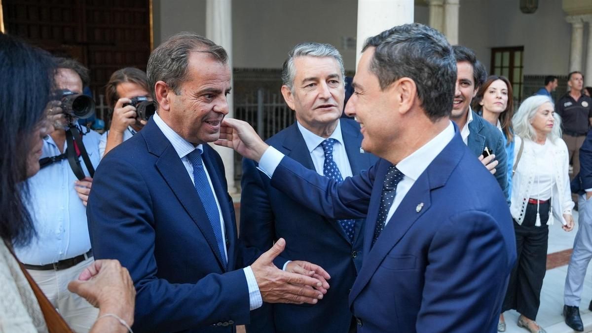 Los votos de PP y Vox prorrogan por tercera vez el mandato de Mellado como director general de la RTVA