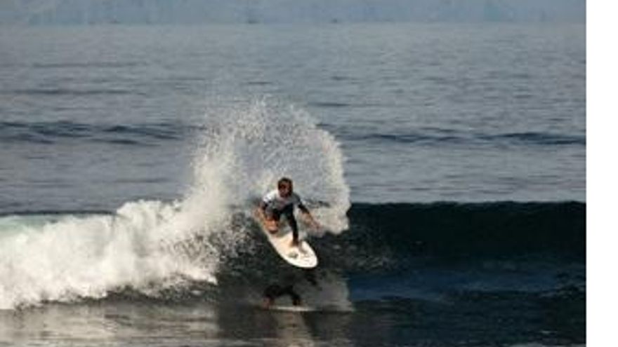 Matías Hernández, doble campeón de Europa Máster en el Spring Surfest Las Américas Pro