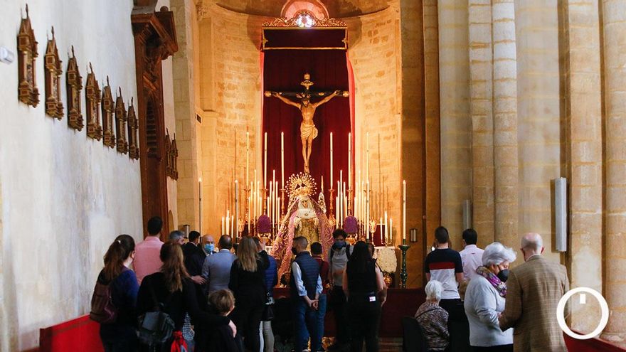 Veneración al Santísimo Cristo de la Misericordia y Nuestra Señora de las Lágrimas