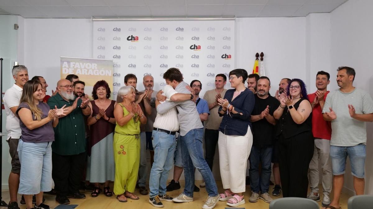 Chunta Aragonesista y Puyalón cierran "viejas heridas" y se reintegran 18 años después: "El momento exige generosidad"