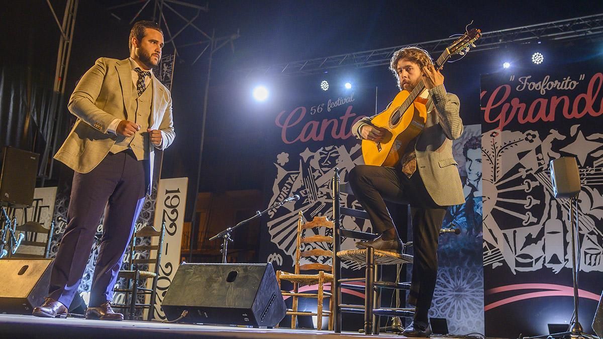 Puente Genil vibra con el festival de Cante Grande dedicado a Fosforito