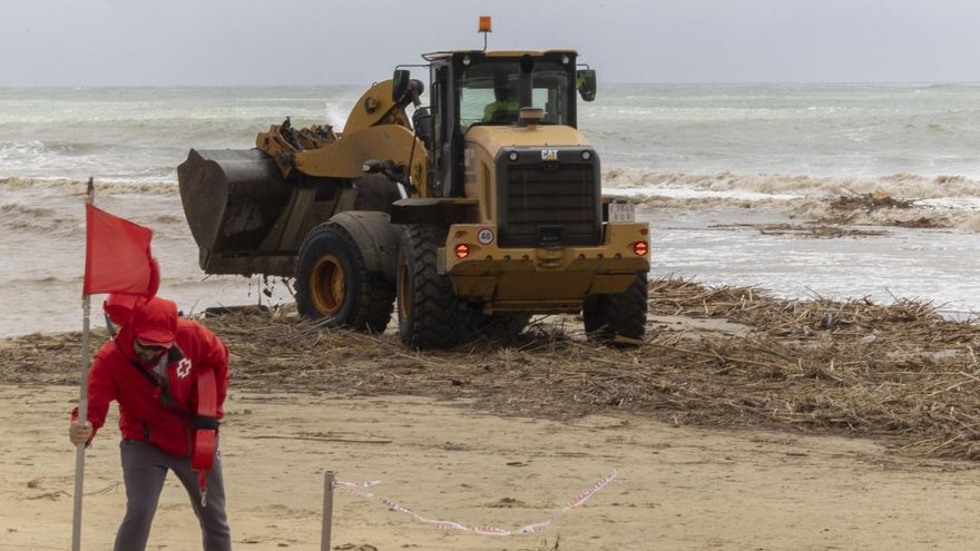 Canarias registra 1.783 incidencias desde que llegó la borrasca Therese al Archipiélago hace una semana