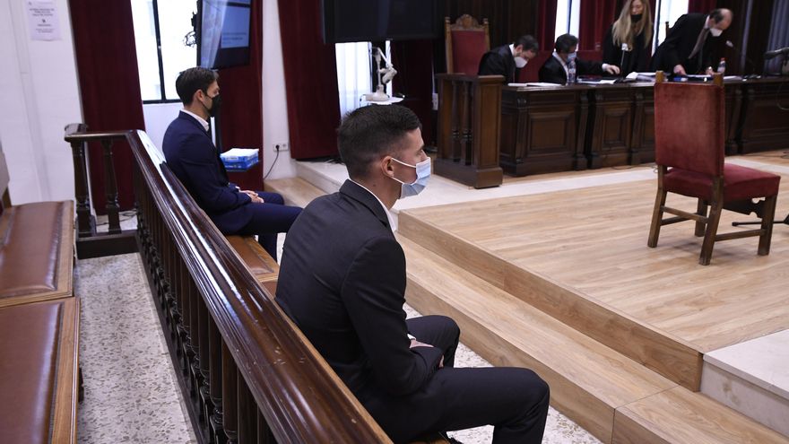 La abogada pregunta al detective contratado por el futbolista Santi Mina si la víctima “llevaba faldas y ropa ajustada”