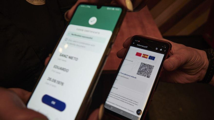 El certificado COVID entra en vigor en Canarias este viernes